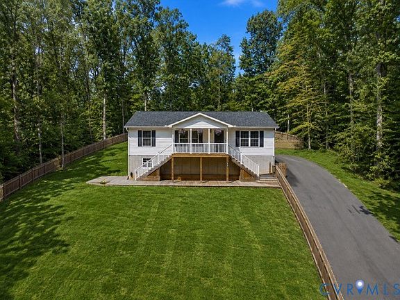 2nd image of 26870 Slash Pine Cir