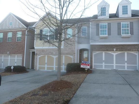 2nd image of 943 Pierce Ivy Ct