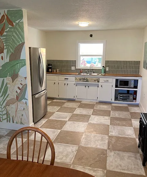 2060 Highland Ave — Photo 8