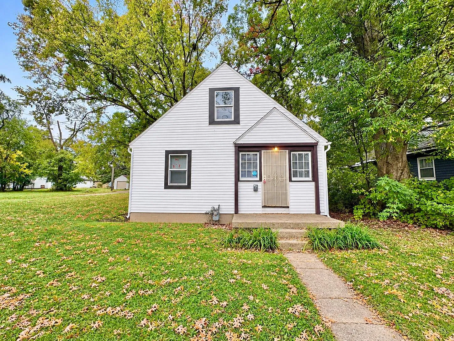 4 bed, 1.5 bath, 1536 sqft, $1,550 — Photo 1