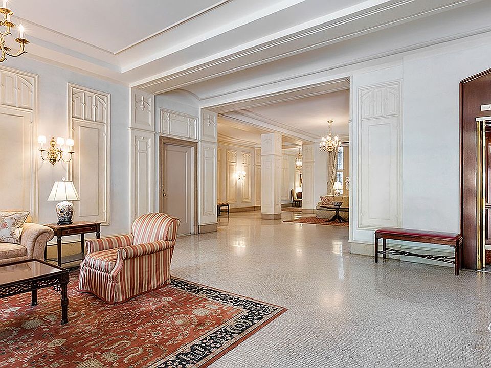 2nd image of 1000 Park Ave APT 5A