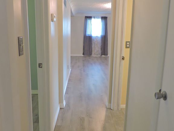 5th image of 11148 Bare Dr