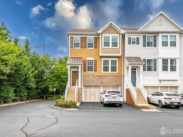 801 Mia Dr, Highland Park, NJ 08904