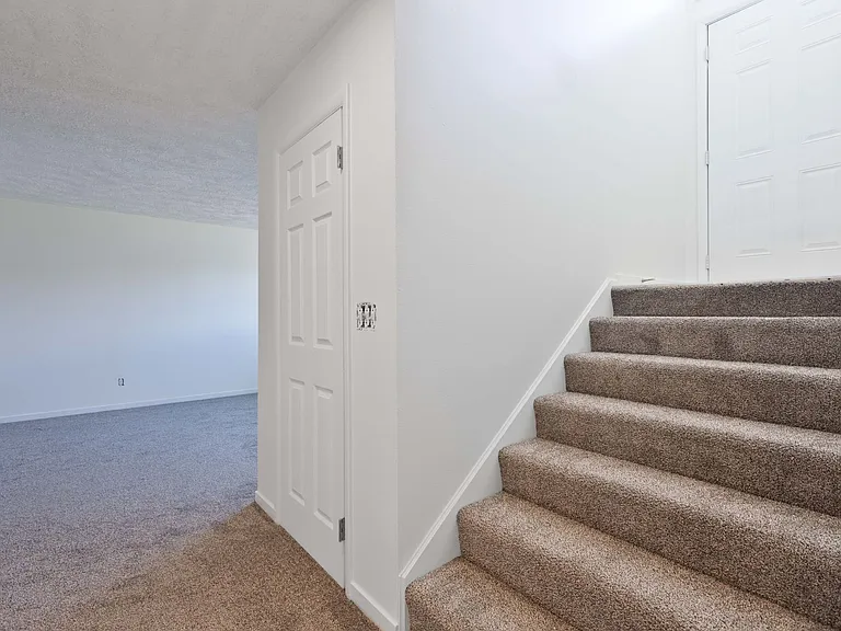 360 N Woodruff Ave #1-4 — Photo 11