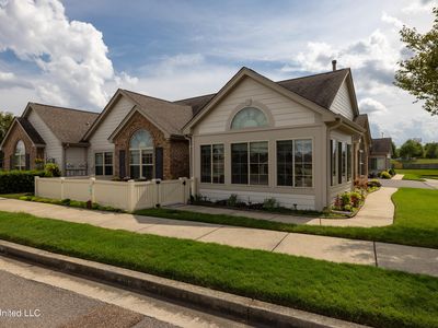 8699 Parkview Oaks Cir, Olive Branch, MS, 38654