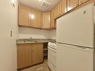 Rented by Cooper & Cooper Real Estate