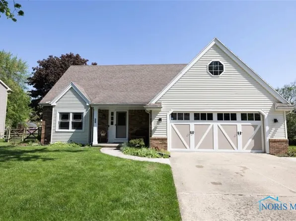 22 Mattatuck Way, Waterville, OH 43566