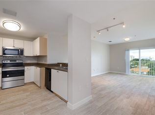 2280 SW 32nd Ave APT 607, Miami, FL 33145