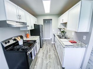 5 Adeline Cir APT 3, Madison, WI 53713