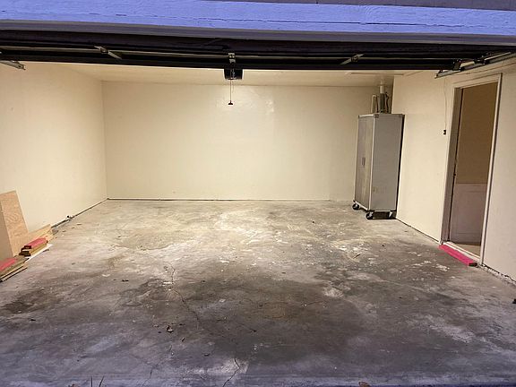 3rd image of 10134 Finchwood Ln