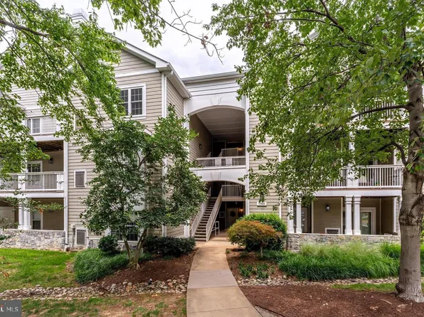 1700 Lake Shore Crest Dr Suite 25, Reston, VA 20190