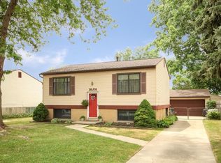 39701 Camp St, Harrison Township, MI 48045