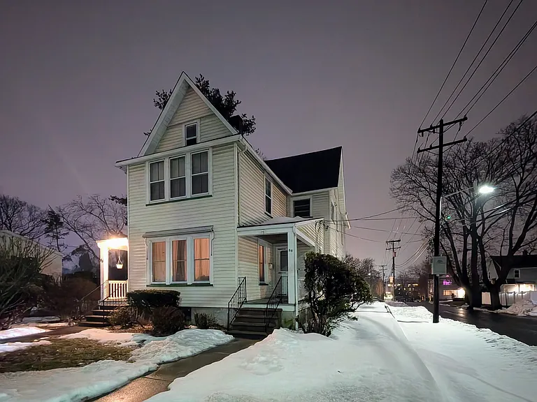 88 Franklin Tpke #2 — Photo 1