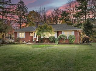 25 Grand St, Warwick, NY 10990