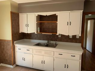 1218 S Stephenson Hwy, Royal Oak, MI 48067