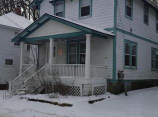 945 Bellevue Pl, Kalamazoo, MI