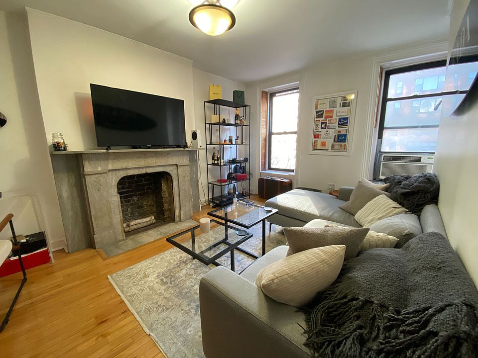 1st image of 1643 York Ave APT 4E
