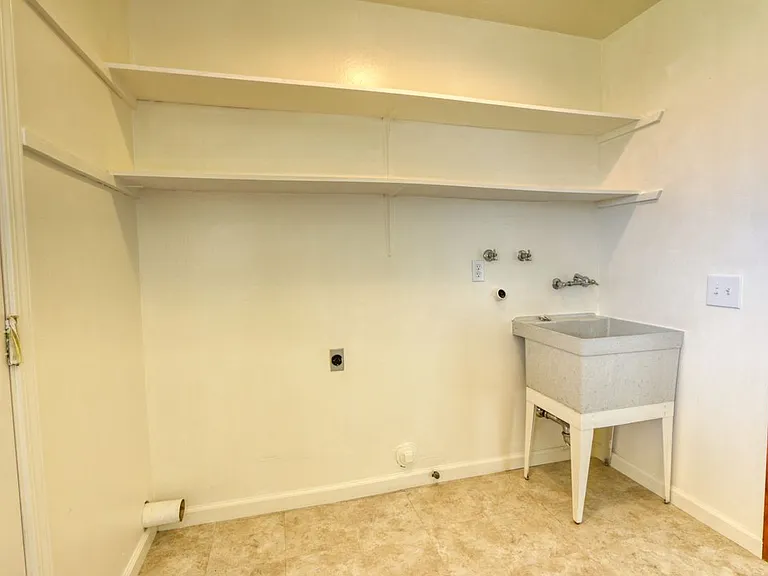 24450 Willow Pass Dr — Photo 24