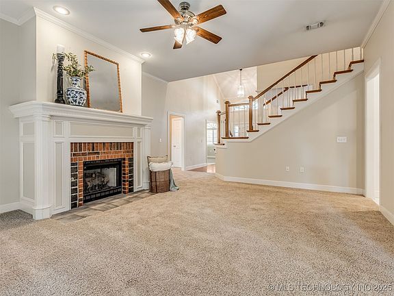 5th image of 2809 SE Kingston Ct