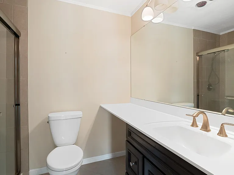 8920 Eager Rd — Photo 17