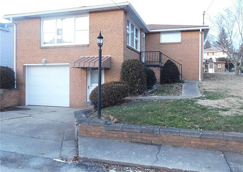 1st image of 647 George St