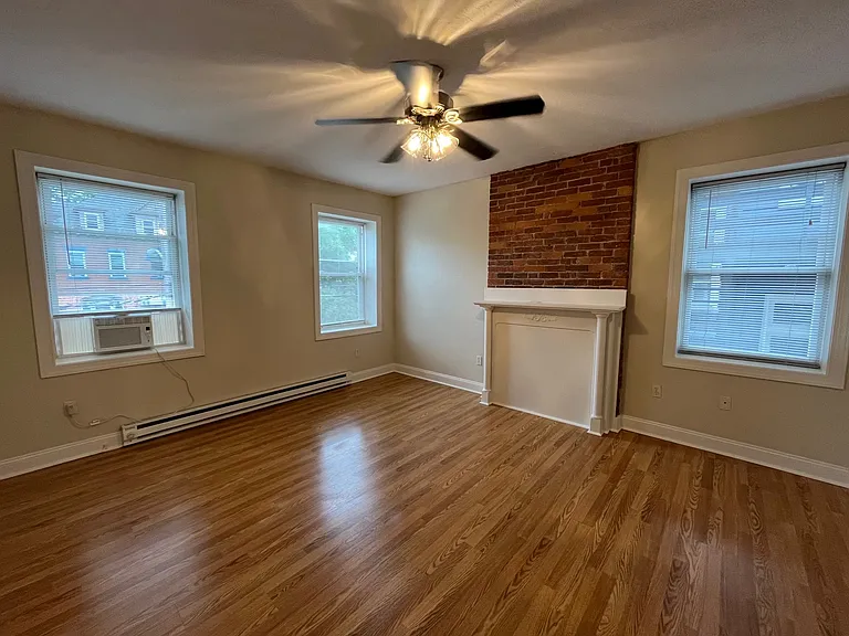 219 S Fairmount St #3 — Photo 11