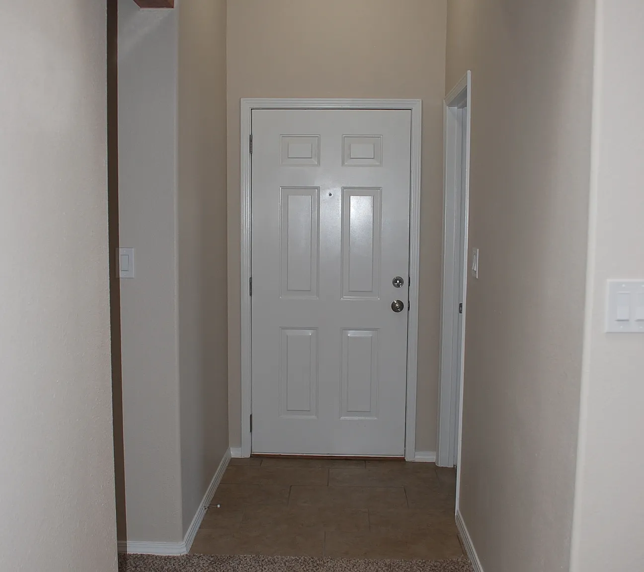 3 bed, 1268 sqft, $1,800 — Photo 3