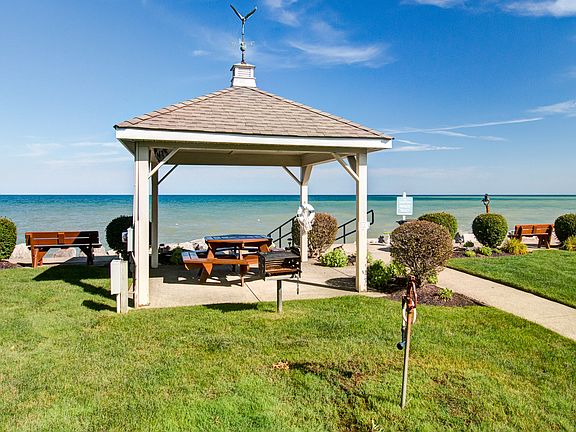5th image of 39 Sunset Cove Cir