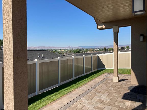 Amazing Valley views of Sunrises and Sunsets... 
Looking West