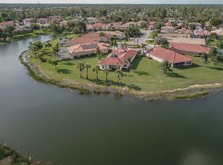 19558 Casa Bendita Ct, Estero, FL 33967