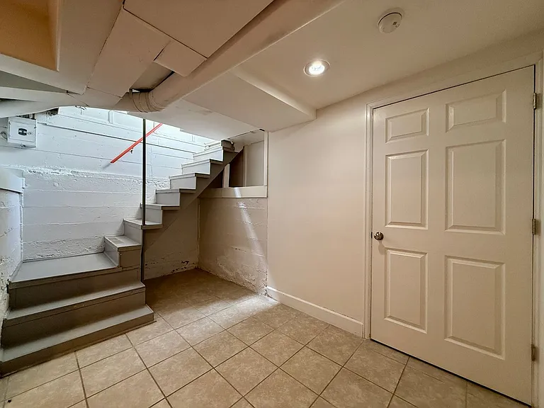 909 Ouray Ave — Photo 25