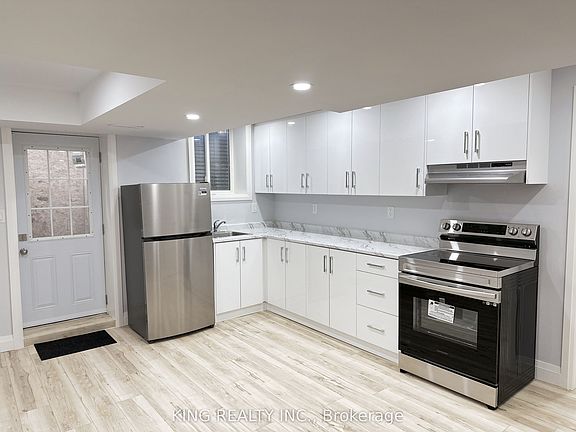5th image of 1012 Barton Way #Basement