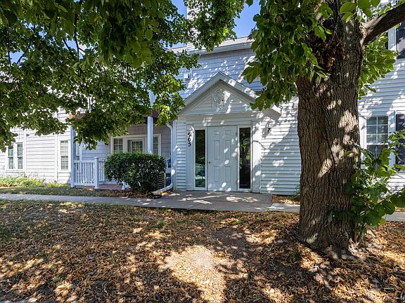 4th image of 905 Harbor Ct House 4