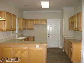 5th image of 5619 N Church St
