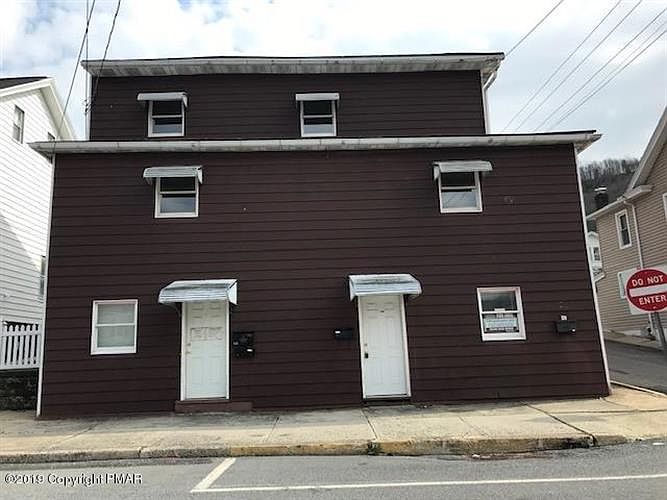 2nd image of 93-95 W Railroad St