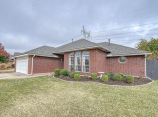 3705 Bridgeport Rd, Norman, OK 73072