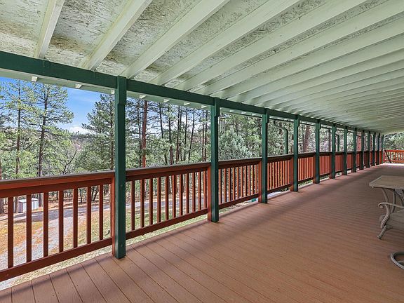 5th image of 18 Carpenter Ln