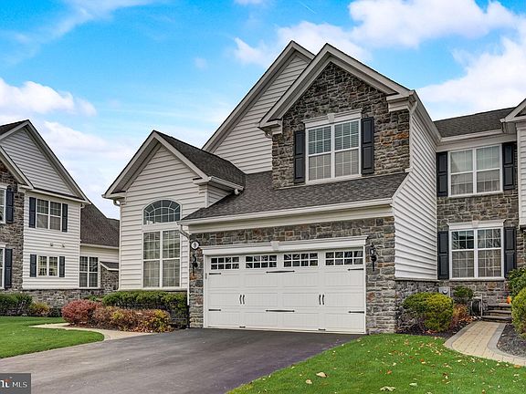 2nd image of 9 Brown Ln