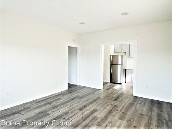 4th image of 2301 E 7th St #5