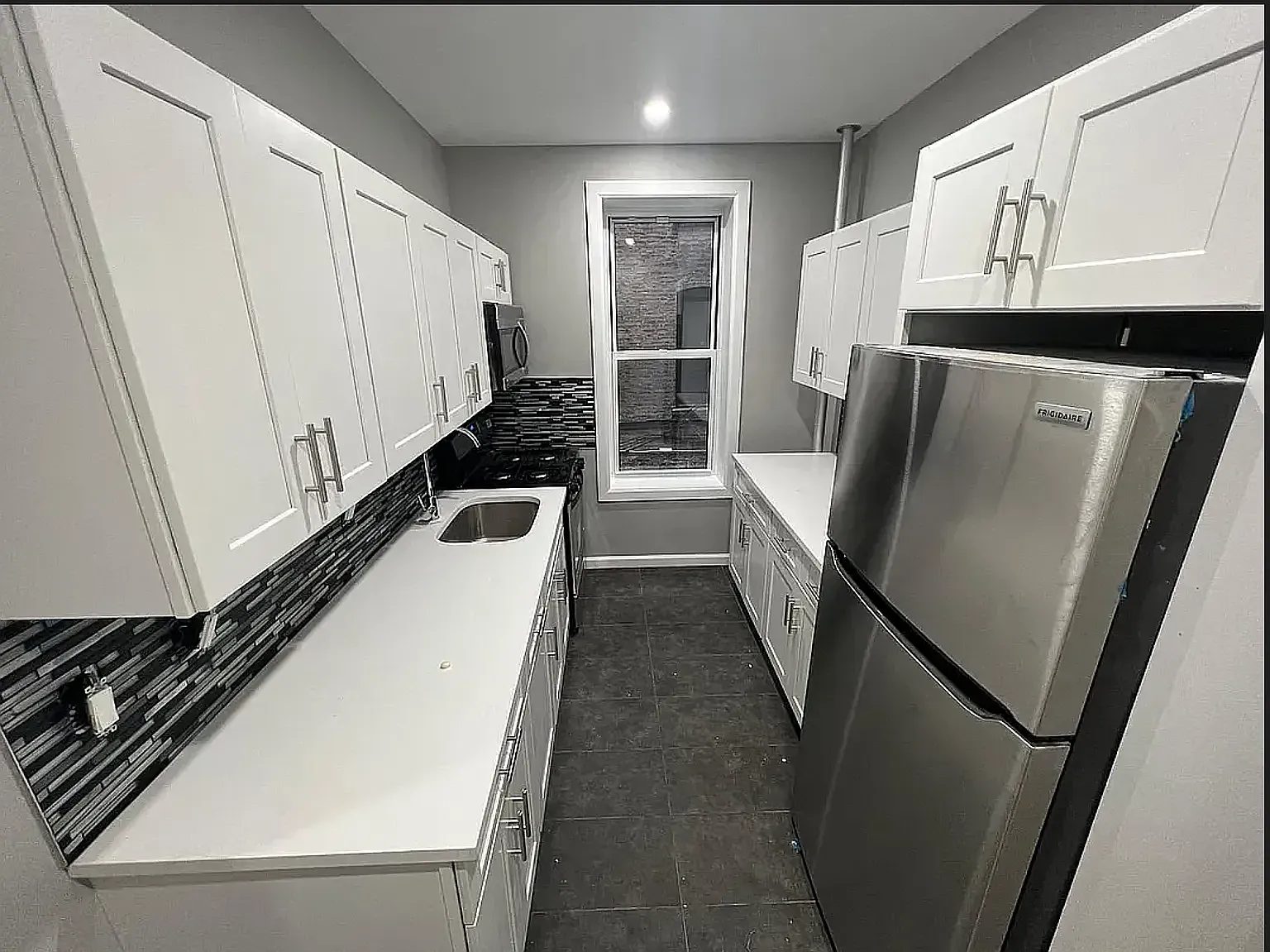 51 Buchanan Place — Photo 1