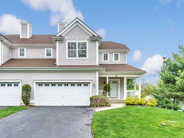 24 Wilburs Path, Riverhead, NY 11901