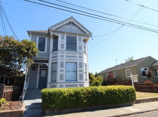 1118 College Ave #1, Alameda, CA 94501