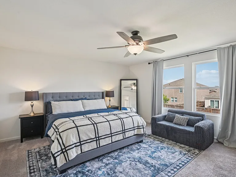 770 Yorkshire Dr — Photo 10