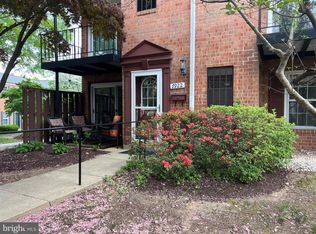 7922 Lakecrest Dr, Greenbelt, MD 20770