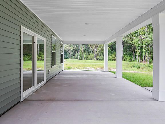 3rd image of 460 Cadbury Loop