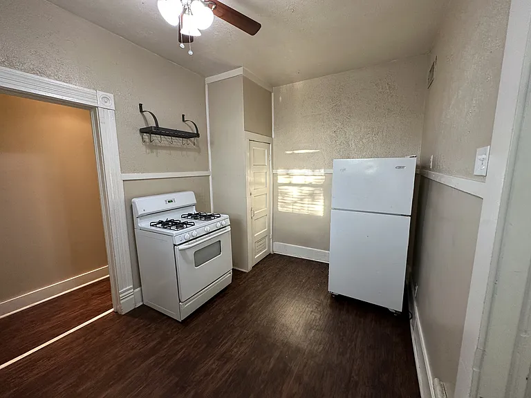 132 Woodland St #3 — Photo 5