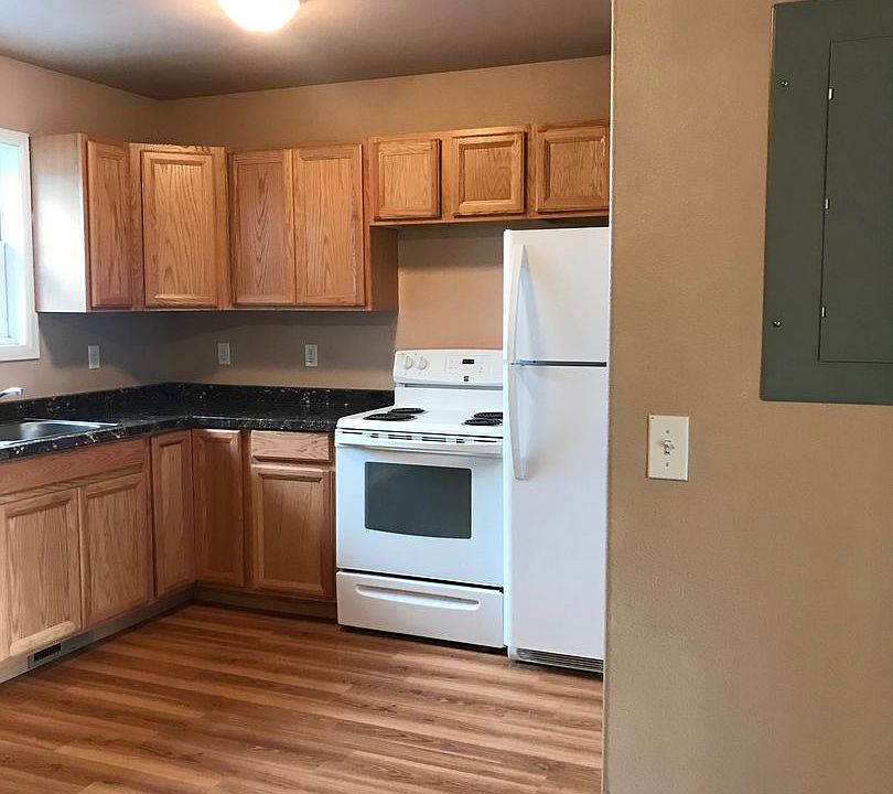 143 Calhoun - 143 Calhoun Ln Billings, MT | Zillow