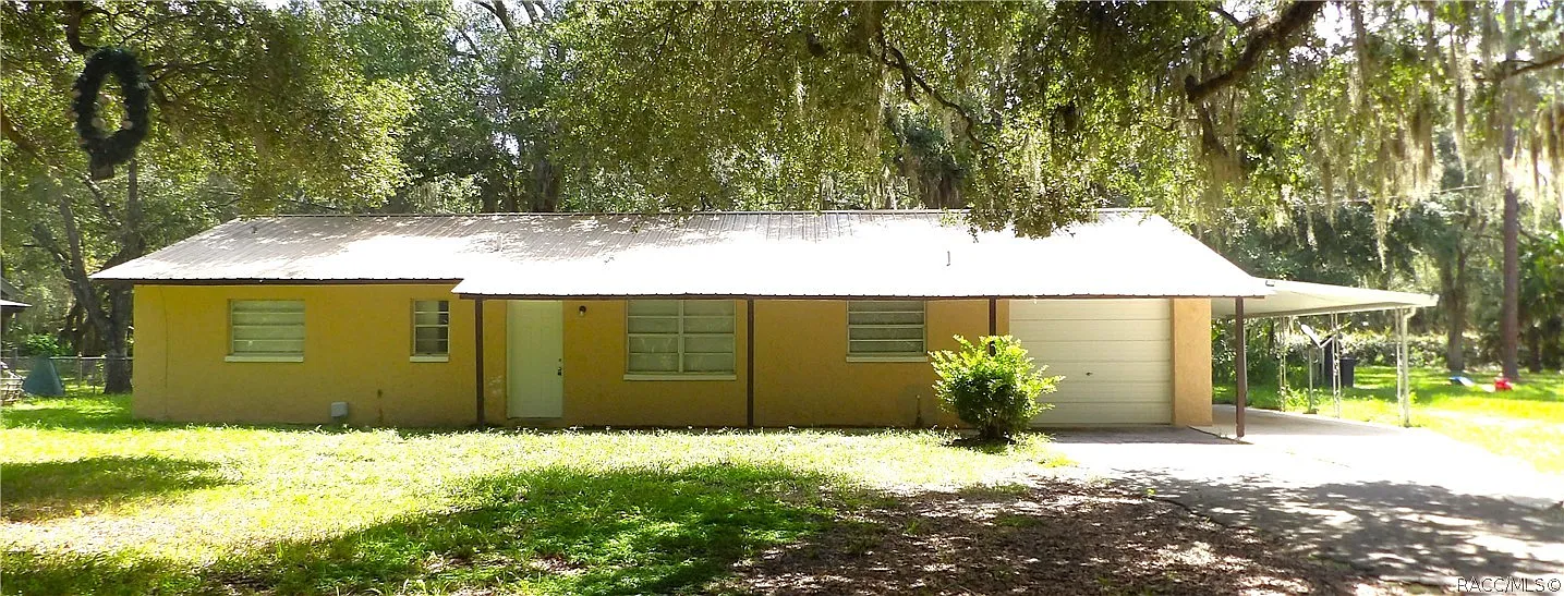 3 bed, 1392 sqft, $1,850 — Photo 1