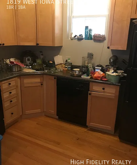 1819 W Iowa St #1R — Photo 2