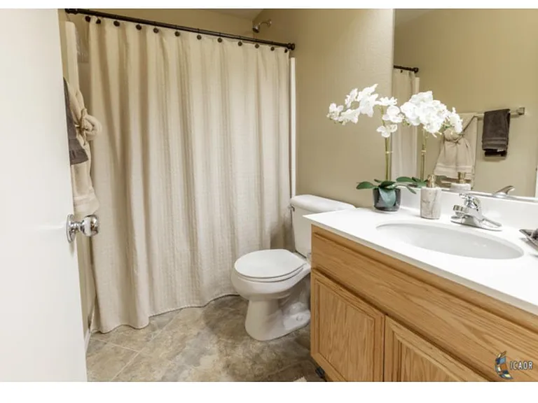 636 Costa Azul St — Photo 10